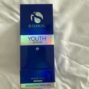 iS Clinical Youth Serum - cult classic Anti-Aging Face Serum